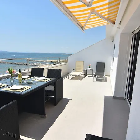 Apartment Rnet - Rhc 1712 Center *